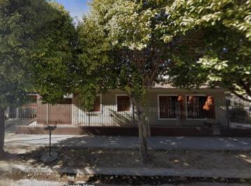 Casa de 12 ambientes, Córdoba · Espectacular Casa Esquina en Venta - Marqués de Sobremonte