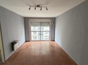 Departamento · 67m² · 4 Ambientes · Departamento en Barracas