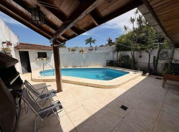 Casa · 100m² · 4 Ambientes · 1 Cochera · Venta Casa PH, Martinez