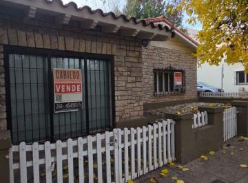 Casa de 8 ambientes, Ciudad de Mendoza · Amplia Casa en Callejon Lemos. Ciudad de Mendoza