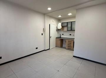 PH de 1 ambiente, Villa Urquiza · P. B Frente Semi Estrenar Villa Urquiza Monoambiente 22 m² Luminoso
