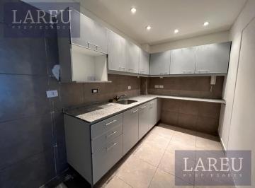 Oficina comercial · 80m² · 3 Ambientes · 2 Cocheras · Oficina en Venta, Complejo 46 Plaza