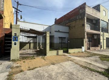 Casa de 4 ambientes, Avellaneda · Casa Sobre Lote Propio a Refaccionar. Avellaneda. 8,66 X 28
