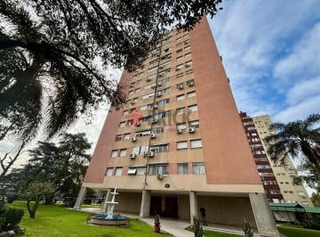Departamento · 80m² · 4 Ambientes · 1 Cochera · Departamento en Villa Celina