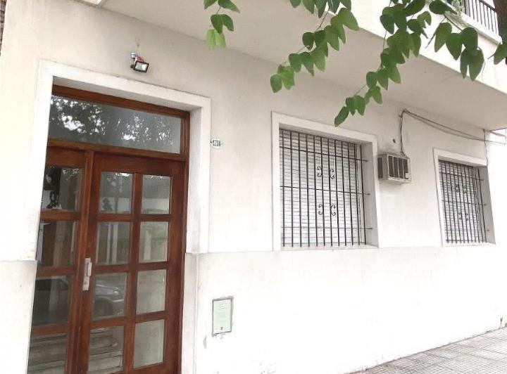 Depto 3 Amb - Bajas Expensas (1er Piso X Escalera) Recien Pintado - Floresta Norte