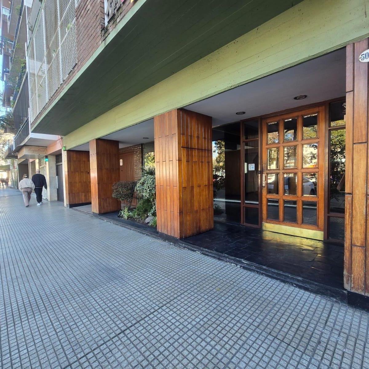 AV.  Franklin Roosevelt 5000