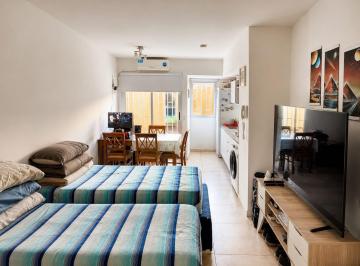 Departamento · 28m² · 1 Ambiente · Venta Monoambiente Amplio con Patio y Placar