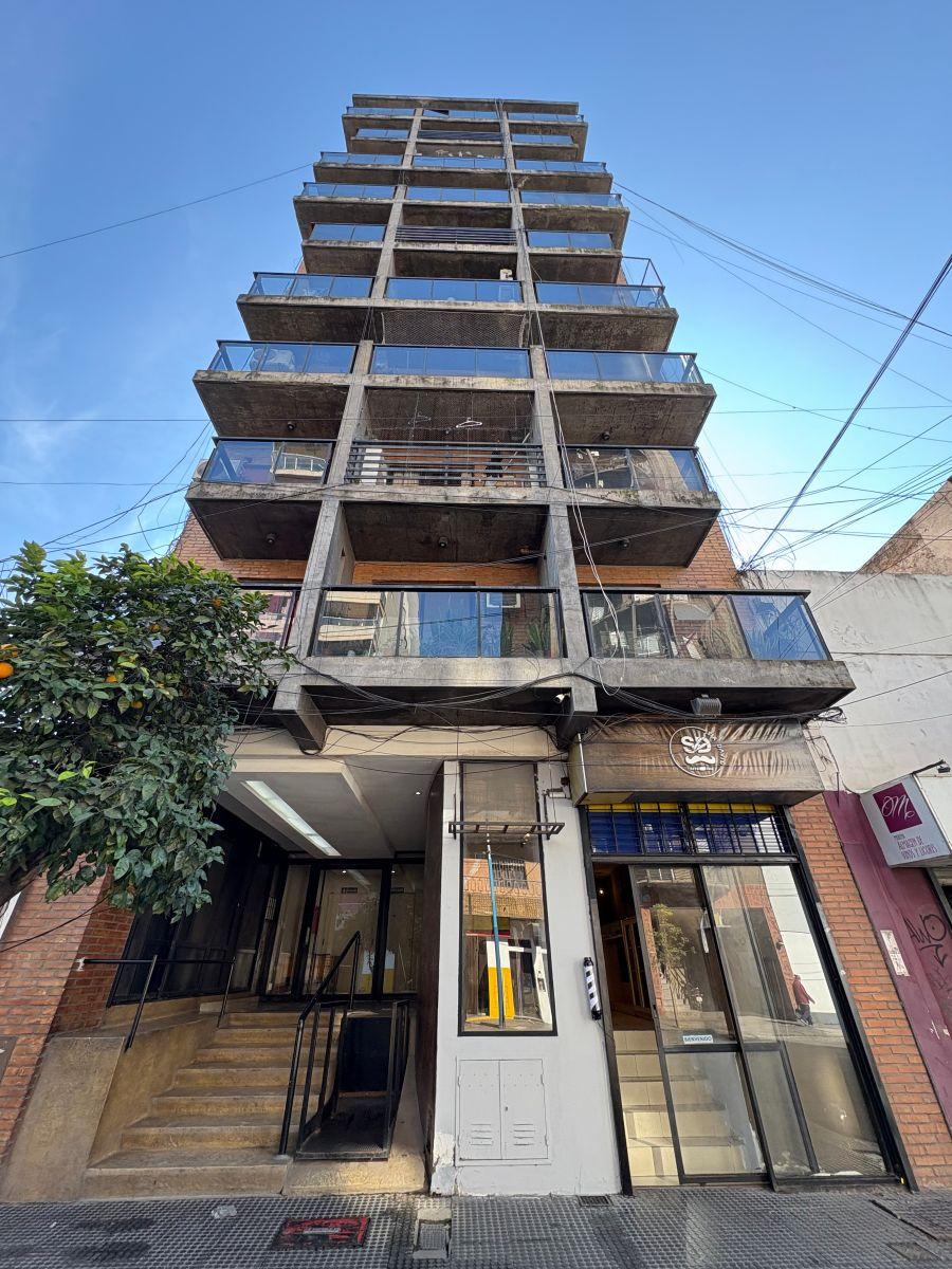 Santiago 900