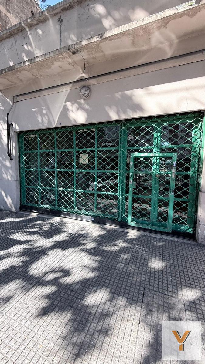Avenida Triunvirato y Ginebra, Villa Urquiza, Capital Federal