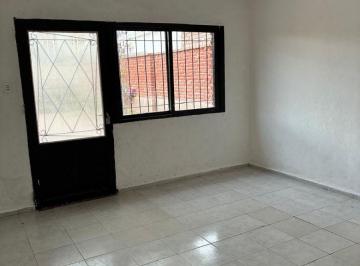 Casa de 4 ambientes, Godoy Cruz · Alquilo Casa Barrio Laprida Godoy Cruz