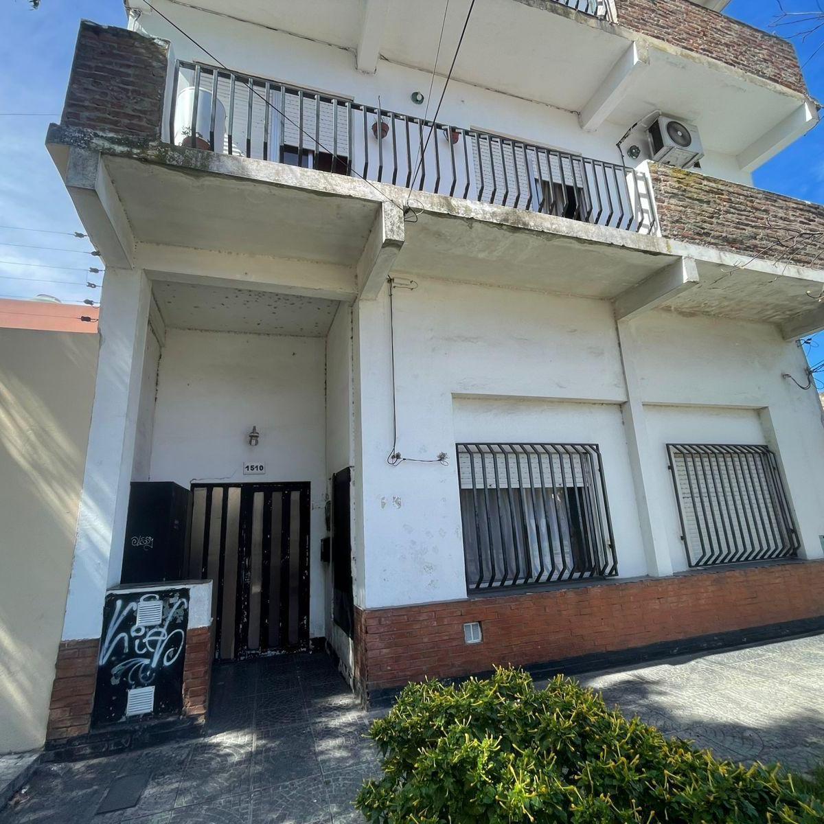 Caxaraville al 1500, Gerli, Avellaneda