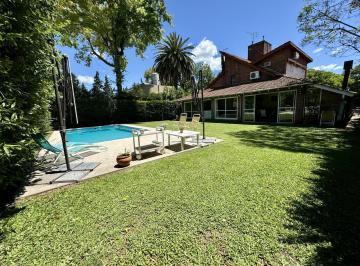Casa · 185m² · 5 Ambientes · 3 Cocheras · Alquiler Temporal - Casa un Lote - Mayo a Diciembre - Miraflores Country Club