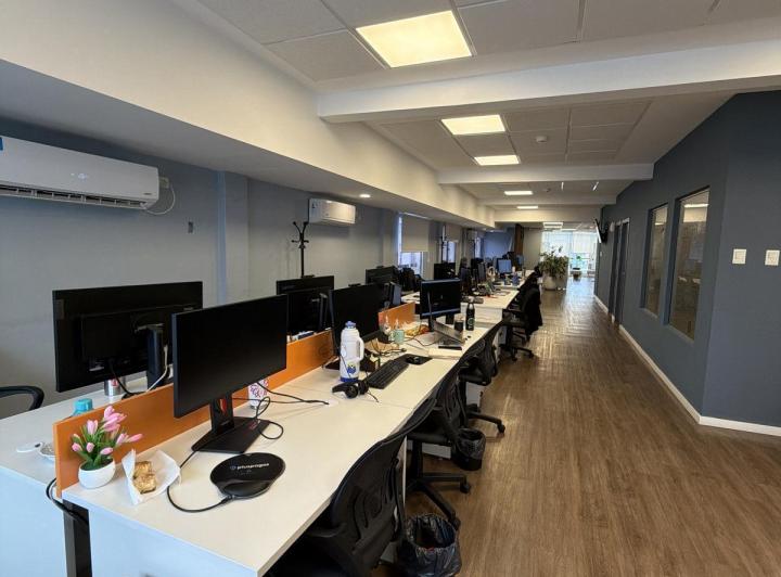 Oficina comercial · 200m² · 3 Ambientes · 2 Cocheras