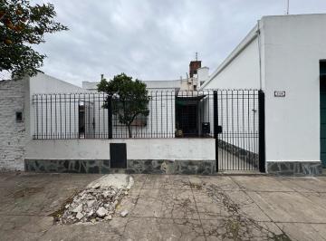 Casa · 280m² · 3 Ambientes · 2 Cocheras · Casa en Jose León Suarez