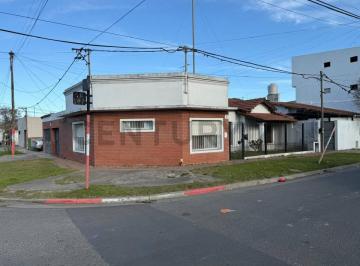 Casa · 200m² · 5 Ambientes · 2 Cocheras · Casa en Venta en La Plata