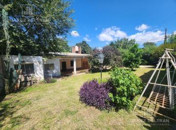 Casa · 197m² · 7 Ambientes · 2 Cocheras · Venta - Casa de 3 Dorm. - Barrio Español, Villa Allende