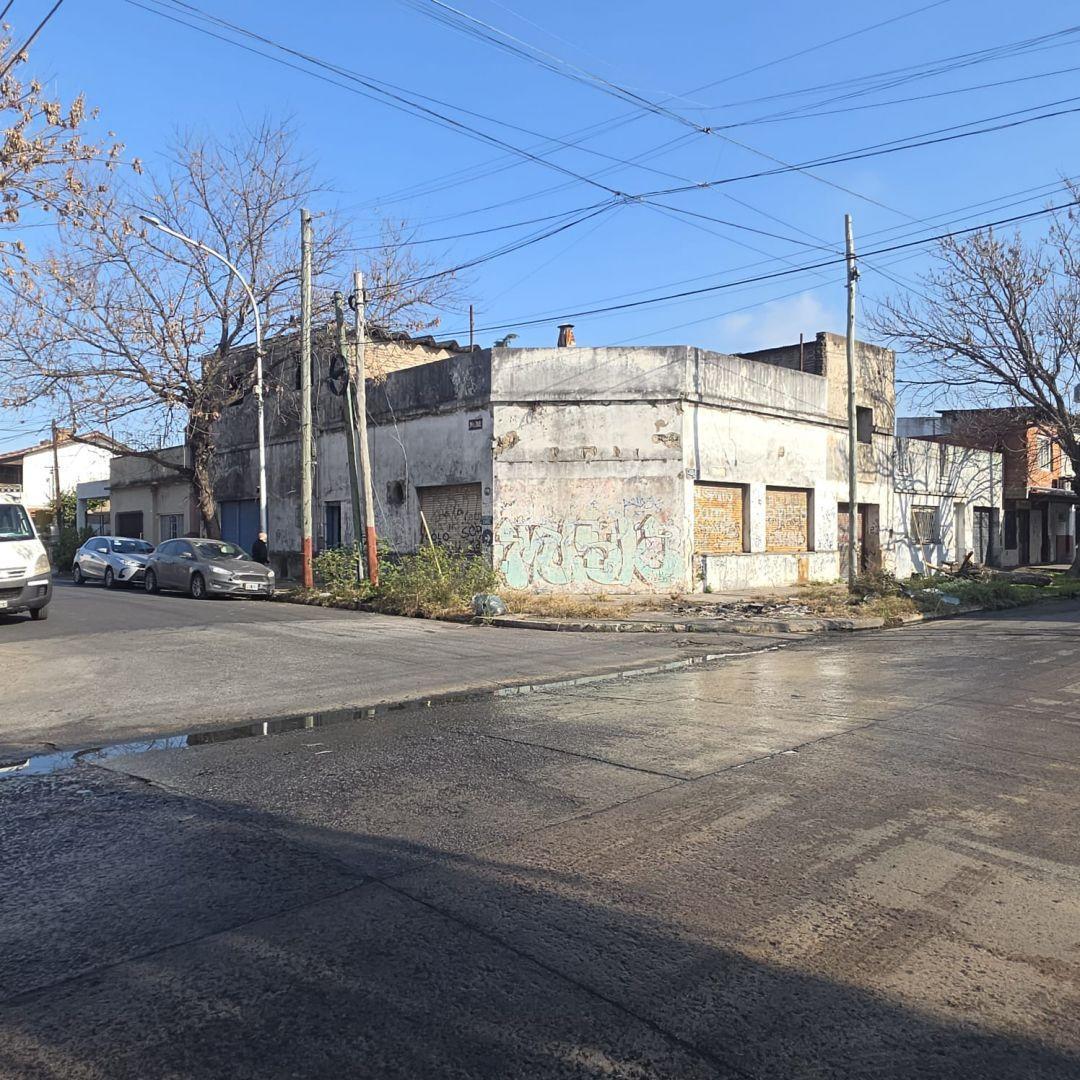 CHOELE CHOEL 17. Entre Chile, Lanús Oeste, Lanús