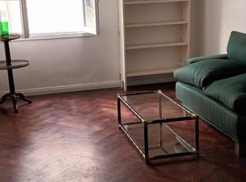 Departamento · 47m² · 2 Ambientes · Luminoso Departamento 2 Ambientes en Barrancas de Belgrano 1er Piso por Escalera.