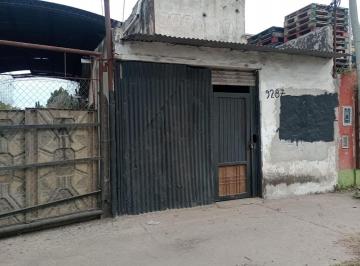 Bodega-Galpón · 200m² · Venta de Galpón en José C. Paz