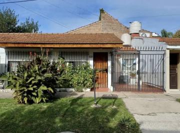 PH · 60m² · 3 Ambientes · 1 Cochera · Venta PH 3 Ambientes - Castelar Norte - Apta Credito