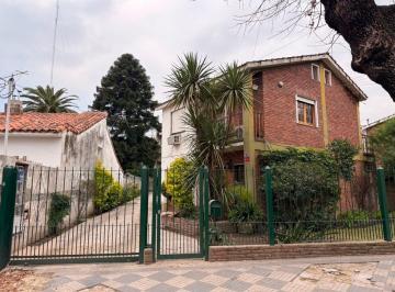 Casa de 4 ambientes, Esteban Echeverría · Duplex 3 Dorm. en Alquiler en Monte Grande