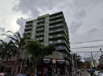 Departamento · 45m² · 2 Ambientes · Departamento 2 Ambientes con Cochera en Alquiler en Wilde