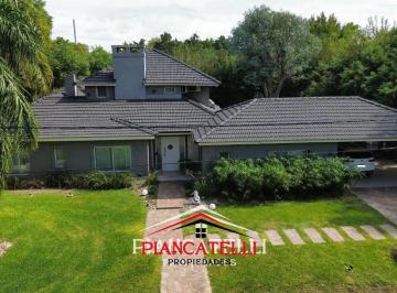 Casa · 1500m² · 6 Ambientes · 4 Cocheras · Casa en Venta en San Diego con 6 Ambientes