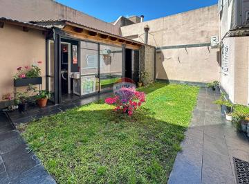 Departamento · 49m² · 3 Ambientes · Excelente Semipiso 3amb. Jardin. Quincho Avellaneda!