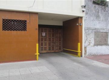 Garage · 14m² · Cochera Cubierta en Venta Crucecita Avellaneda