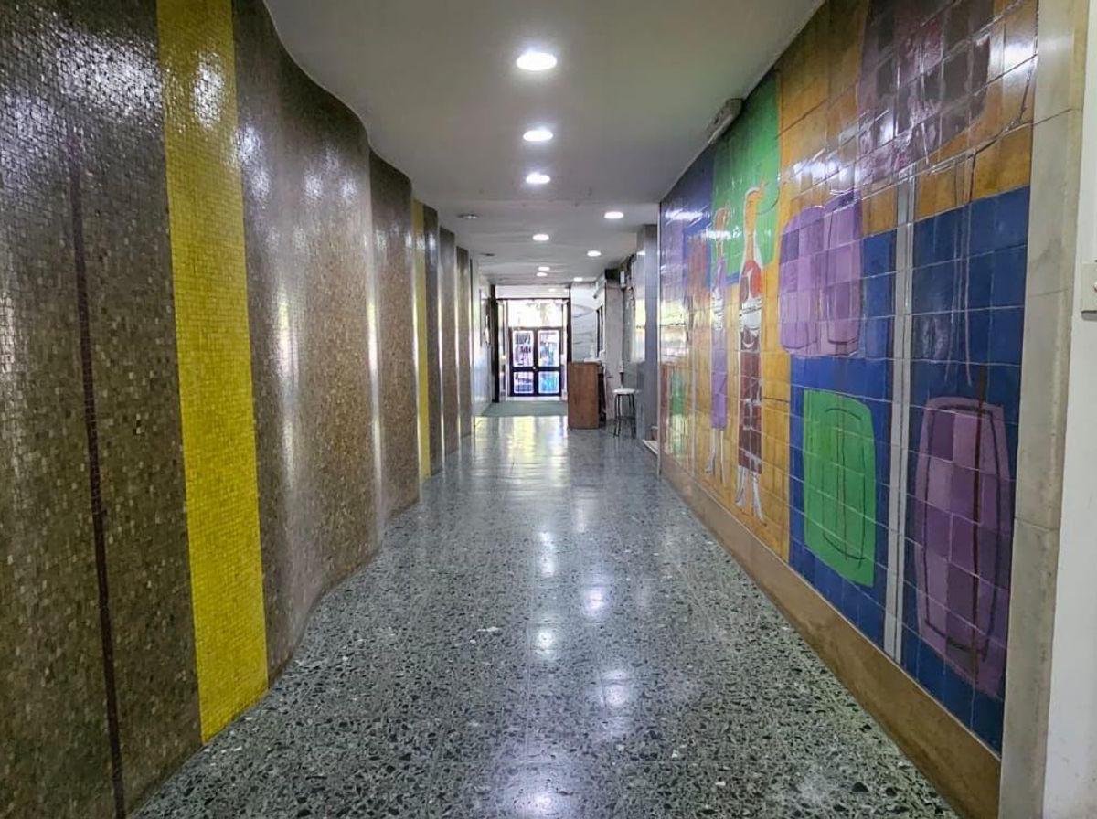 Carlos Pellegrini 700