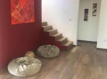 Casa · 190m² · 5 Ambientes · Casa de 5 Ambientes en Venta en El Cantón