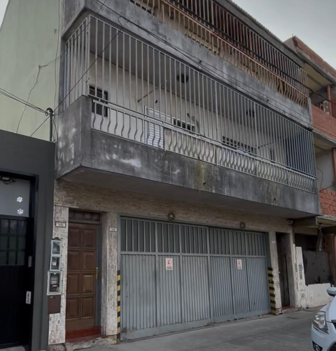 Chubut 700,  Ramos Mejía, La Matanza