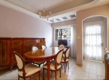 PH · 87m² · 3 Ambientes · 1 Cochera · Venta PH 3 Ambientes Colegiales Pb Frente Cochera