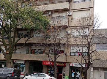 Departamento · 80m² · 4 Ambientes · Venta - Departamento - 2 Dorm. - Eva Peron 5455 - Azcuenaga - Rosario