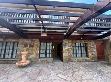 Hotel · 1200m² · 46 Ambientes · Hotel en Venta a m del Mar - Villa Gesell
