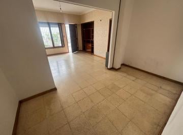 PH · 70m² · 3 Ambientes · Alquiler Uso Profesional | PH de 3 Ambientes en Villa Primera, Mar del Plata.