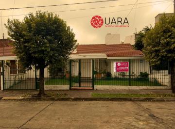Casa · 140m² · 4 Ambientes · 2 Cocheras · Casa en Venta Bº Urca con Posesión Inmediata
