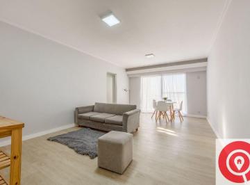 Departamento de 4 ambientes, Avellaneda · Departamento en Alquiler en Crucesita