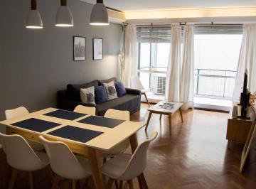 Departamento · 70m² · 3 Ambientes · Ampio Departamento en Recoleta