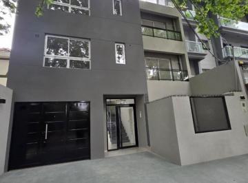 Garage · 12m² · Alquiler de Cochera Fija, Semi Cubierta en Planta Baja. Excelente Ubicacion: Pedernera 279, Lomas D
