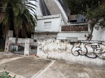 Departamento de 4 ambientes, Villa Pueyrredón · Venta Villa Devoto Casa Lote Propio 4 Ambientes Cochera Patio Terraza Cochrane m² Apto Credi