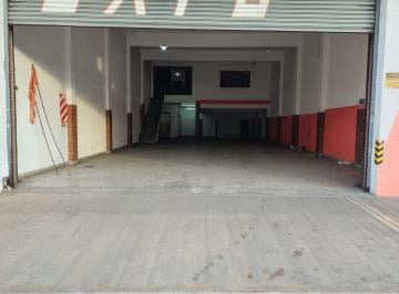 Local comercial · 210m² · Alquiler Local en Padua 280 m² | Entrada de Camión | Trifásica y Gas |