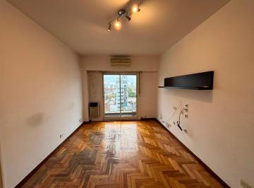 Departamento · 60m² · 3 Ambientes · 1 Cochera · Alquiler Dpto 3 Amb con Cochera Caballito