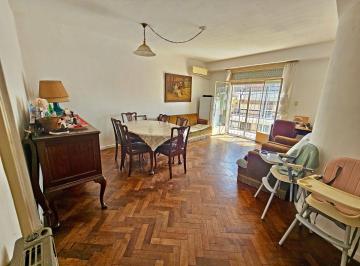 Departamento de 4 ambientes, Balvanera · Oportunidad! Pasteur y Sarmiento | Balcón Corrido Al Fte 4 Ambientes | Super Luminoso
