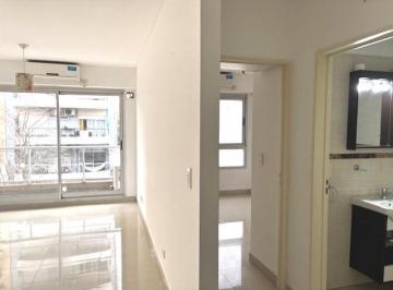 Departamento · 40m² · 2 Ambientes · 1 Cochera · Alquiler de Departamento 2 Ambientes con Balcon en Monte Castro