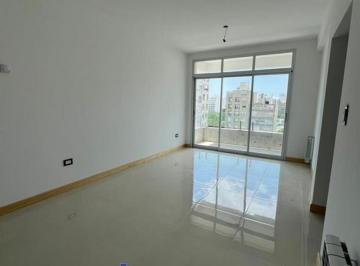 Departamento · 50m² · 2 Ambientes · Venta de Departamento en La Plata Calle 42 E/ 10 y 11