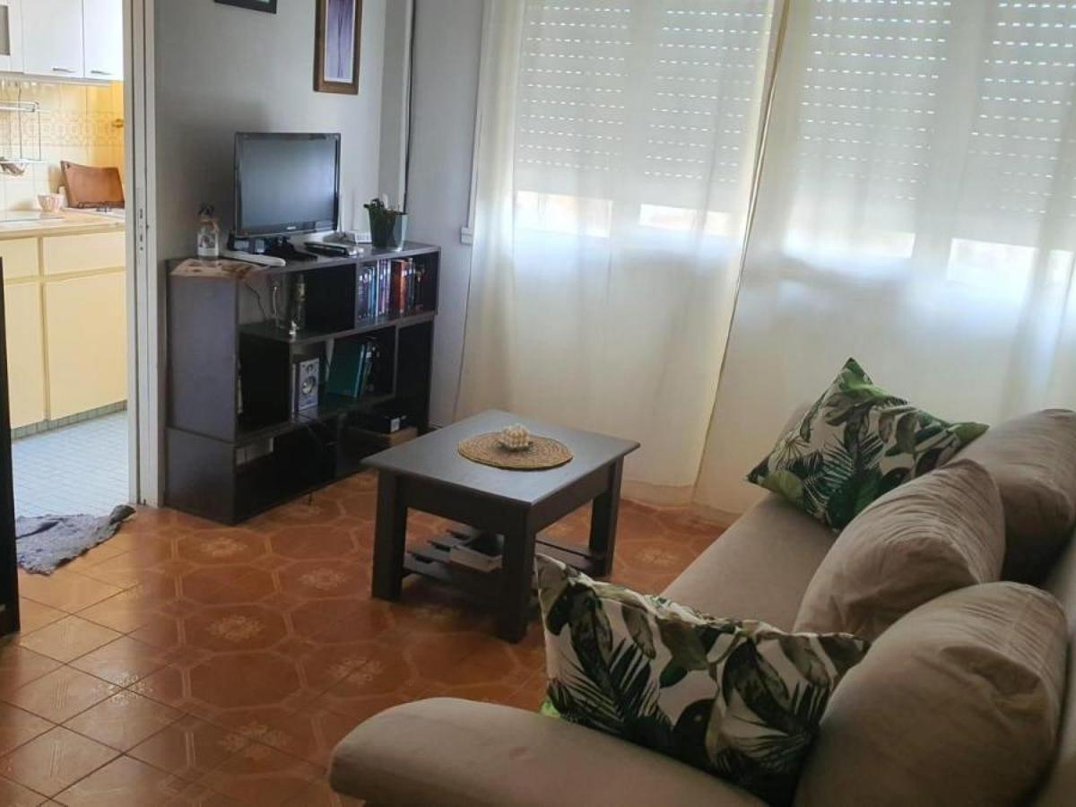 Alberti e/ Arenales y Lamadrid