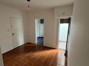 Departamento · 28m² · 2 Ambientes · Departamento - Villa Gral. Mitre Dpto. 2 Ambientes con Patio Interno Excelente Distribución