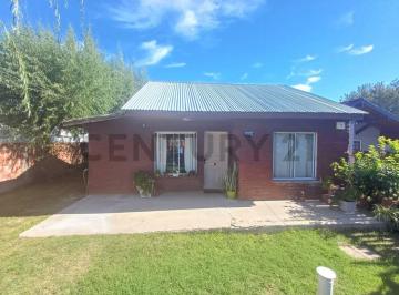 Casa · 60m² · 3 Ambientes · 1 Cochera · Venta Casa 3 Ambientes Barrio Peruzzotti Pilar