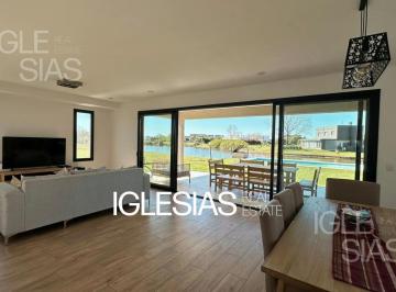 Casa · 240m² · 6 Ambientes · Casa en Venta y en Alquiler de 4 Dorm. Al Lago en Cantón Norte, Escobar